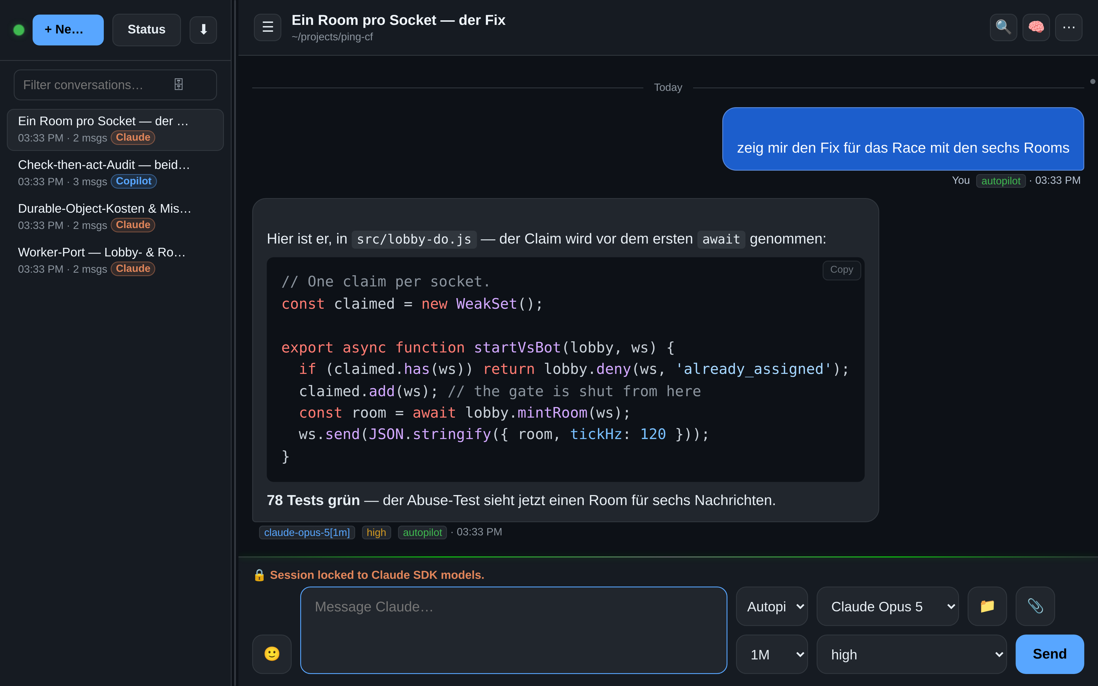 OAR-Desktop-Ansicht einer Antwort mit farbig hervorgehobenem Codeblock: derselbe Bildschirm links im Tagmodus und rechts im Nachtmodus, getrennt durch einen verschiebbaren Trenner